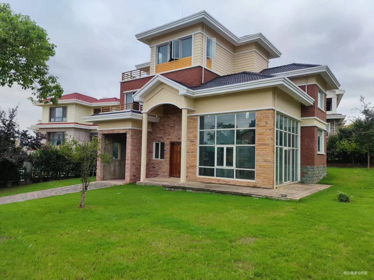 f天下独栋正南朝向送300平地下室千平花园900万