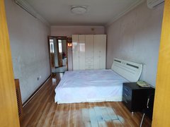 天津河西小海地南北通透采光好近微山路地铁出租房源真实图片