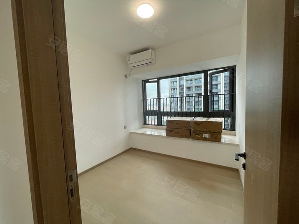 深圳宝安后亭嘉富宝禧花园沙井新桥 11号线地铁口 嘉富新禧全新精装3