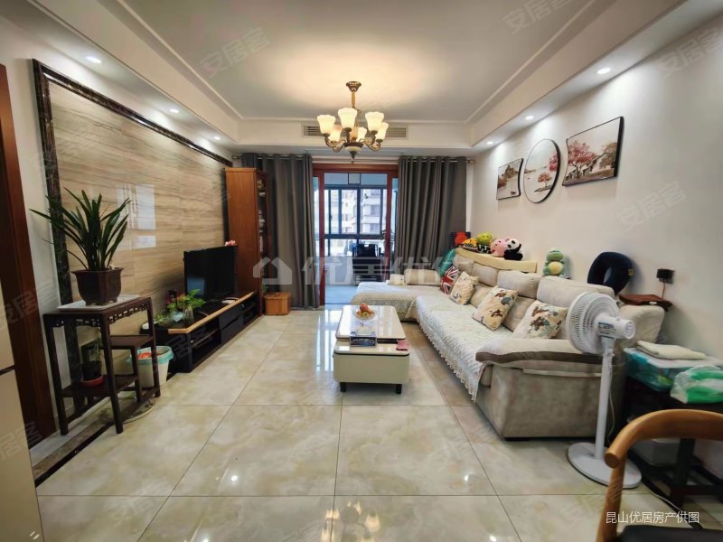 昆山颐景园精装3室2厅2卫送入户花园送车位看房随时