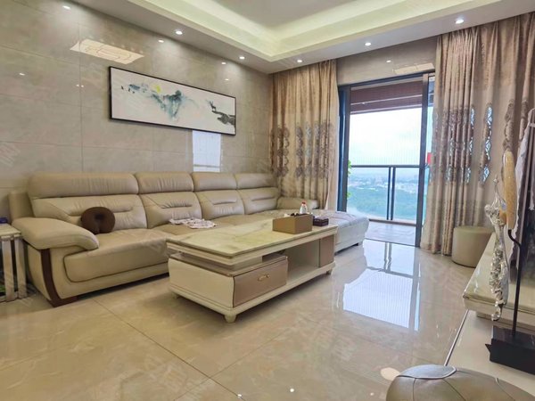 广州花都狮岭御华园御华园手次出租 4室2厅2卫 精装修  127平出租房源