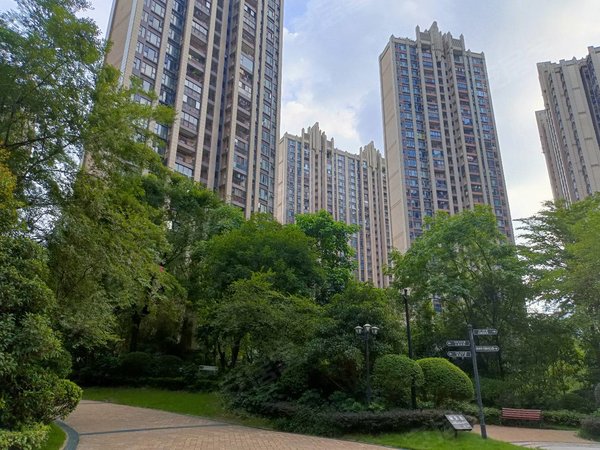 南宁青秀凤岭北美泉1612青秀山姆商圈  南宁东站附近 美泉1612小区