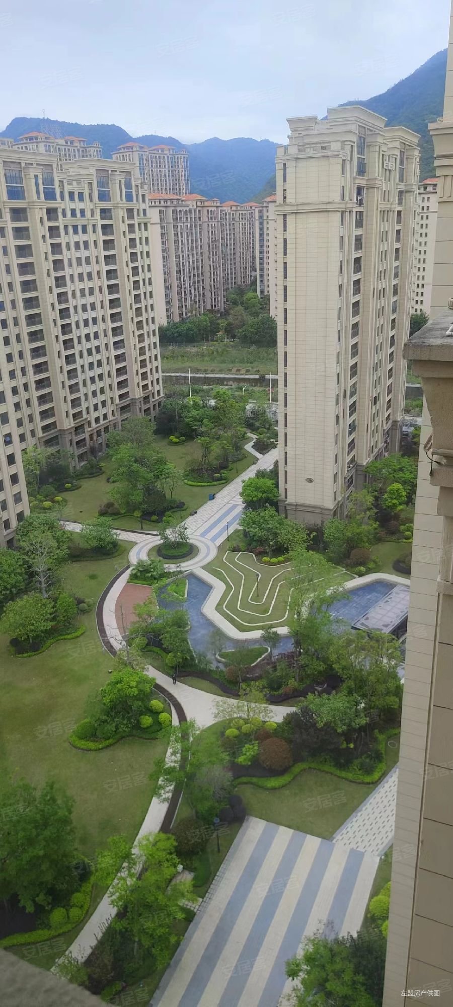 江山大名城悦溪 带电梯 超低密度 楼龄新 正规商品房 楼层好