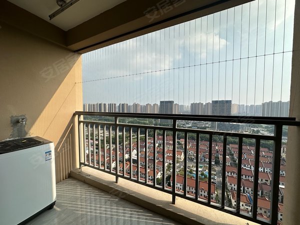 无锡锡山东亭资景苑华夏豪门旁东亭站地铁口资景苑两房出租新式装修有