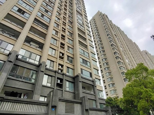 无锡江阴祝塘水畔兰庭水畔兰庭房源出租三房2000一个月出租房源真实