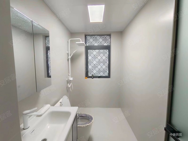 融城朗悦精装三室首付21w家具齐全全新装修