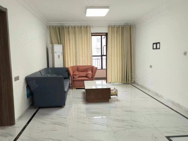 苏州常熟东南开发区鲲湖天境花园鲲湖天境精装三房两卫家电家具齐全