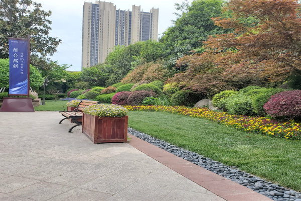 龙腾万都汇优点,不足,西安龙腾万都汇怎么样,龙腾万都汇周边房产中介