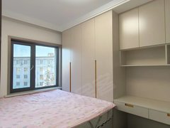 朝阳双塔大润发隆盛园对面，5楼两室，月付950精装修空调冰箱洗衣机热水器出租房源真实图片