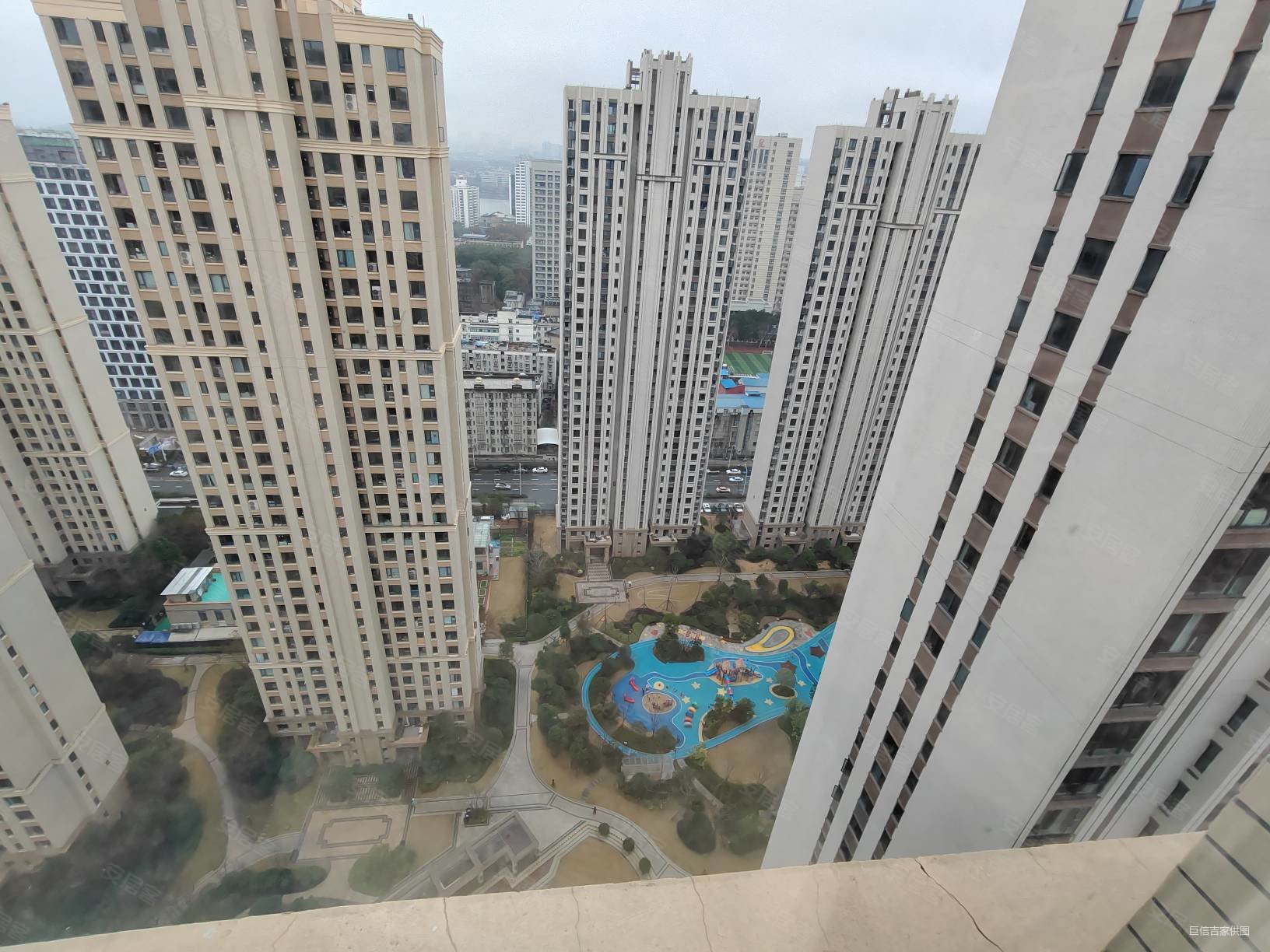 武汉房产网>武汉二手房>武昌二手房>中北路二手房>复地东湖国际(七八