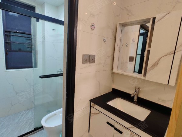 福州长乐吴航中南樾府中南樾府3房精装头次出租!