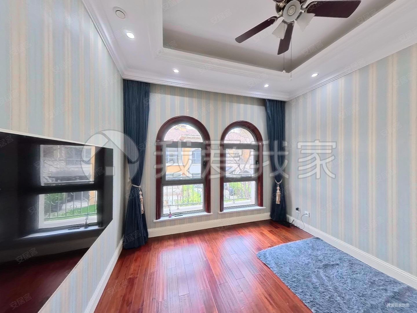 远洋傲北(别墅)8室3厅4卫456.63㎡南北1350万