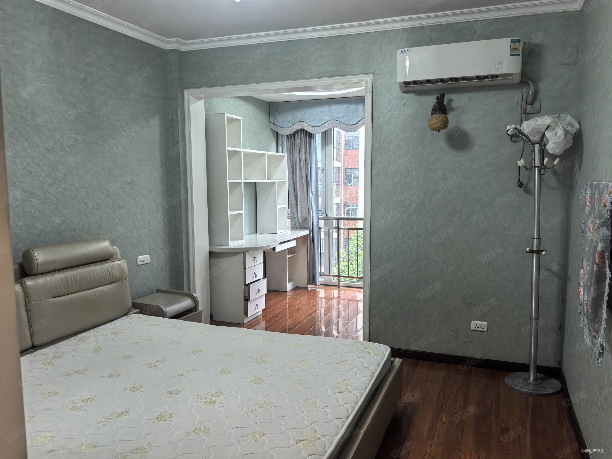 天方百花园2室2厅1卫95.85㎡南北38万