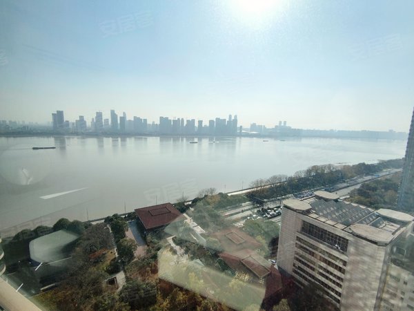杭州上城钱江新城水岸帝景水岸帝景 3室2厅2卫电梯房精装修 周边便捷