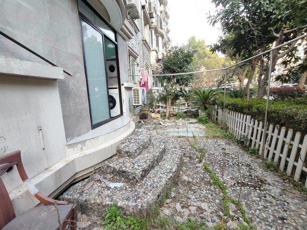 【多图】裕兴花园,莘庄北广场租房,龙之梦旁莘庄地铁口,独厨独卫一室