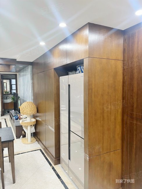 龙湖郦江|求新村4号3室2厅3卫121.55平方米