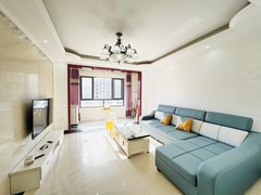 武汉洪山欢乐谷4号线园林路 楚河汉街 岳家嘴直达 金地广场旁 采光嘎嘎好出租房源真实图片