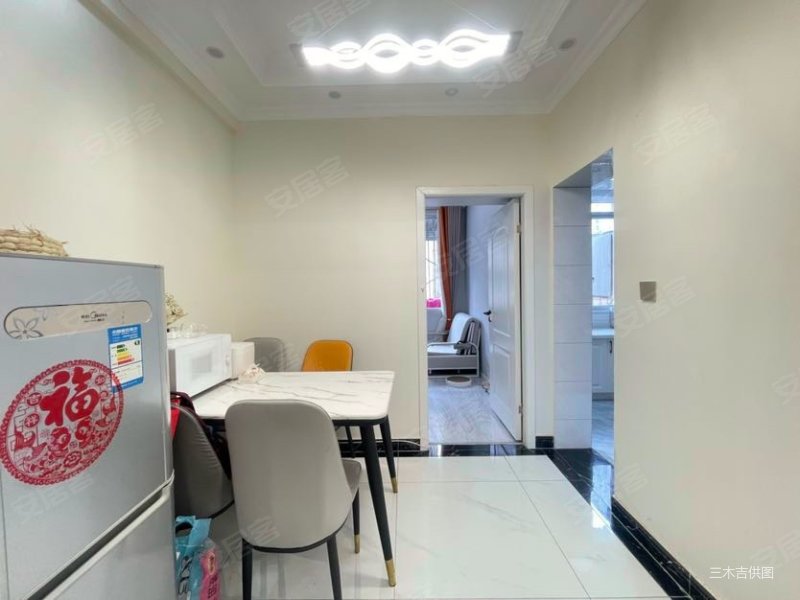 马超地铁口 精装小套二 拎包入住 装修保养好,旭光小区二手房,43万,2