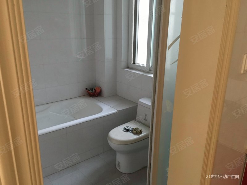 泰东公寓 产权清晰 近地铁 精装好房 南北通透 双卫格局,泰东公寓二手