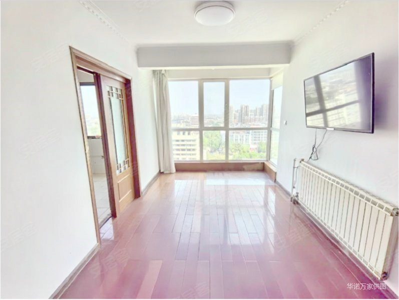 南辛庄改善大平层 前后落地大飘窗 车位挑高地下室,现代逸居二手房