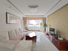 开发区次新小区，精装套二，南北通透，家具家电齐，上海花园