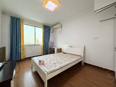 响水响水周边响水开发区开发区金港家园三室两厅两卫清爽装修13500一年出租房源真实图片