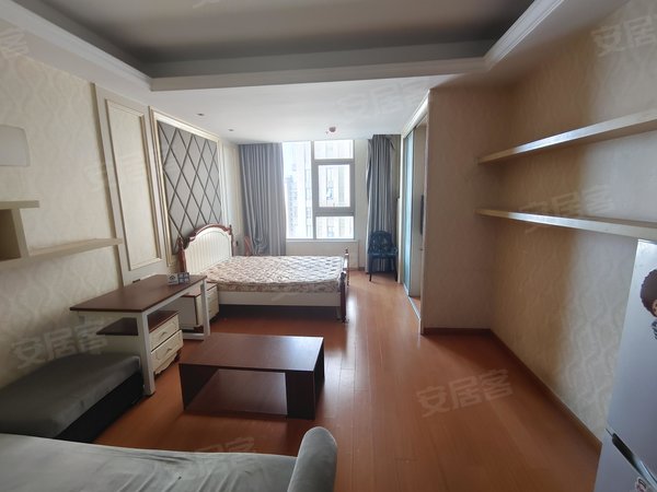 苏州常熟市区世茂75号公馆世茂75号公馆 1室1厅1卫 精装修 电梯房出租