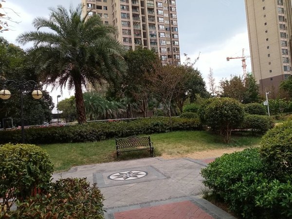 重庆合川合川宝龙城市广场中悦城尚城中悦城上城大三房采光好出租房源