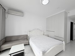 武汉武昌中南路2号线洪山广场地铁口 武商梦时代 凯德1818 汉街 SKP出租房源真实图片