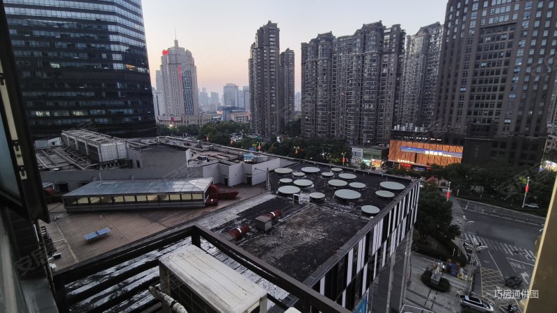 南昌房产网>南昌二手房>红谷滩二手房>沙井路二手房>联发广场克拉公寓