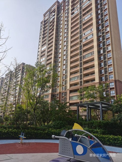 110平150万出售敔山湾湖边精装房,全新装修基本未住,绿地敔山天地(北