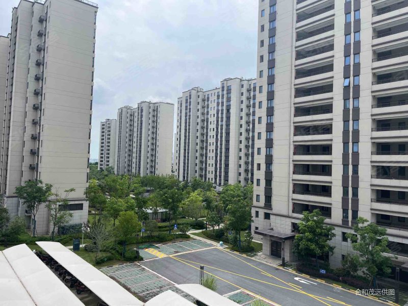 示范区央企打造精装大平层,房东亏30万急售, 好房源,,光樾华庭二手房