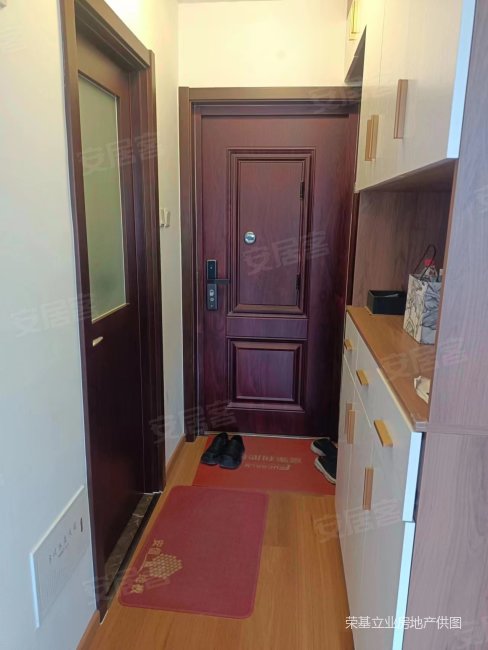 马青塔蔚园小区两居室80.