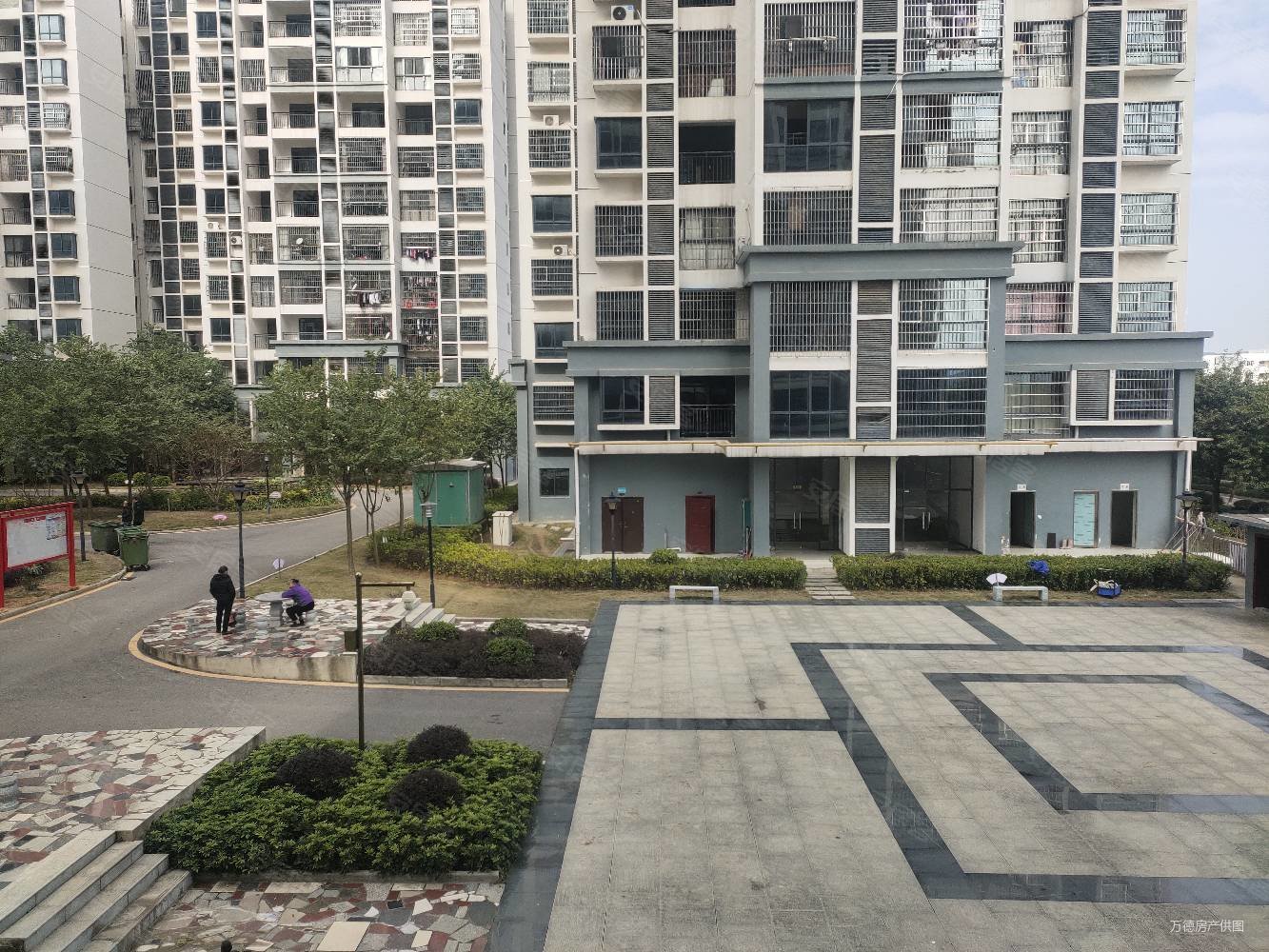 官塘小苑园博园东面三房两厅两卫急售