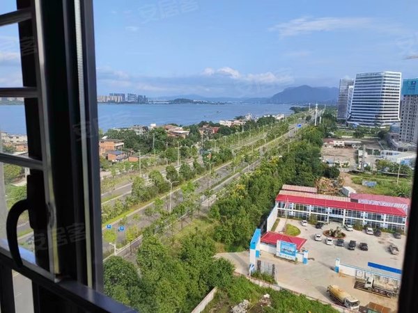 福州闽侯乌龙江大道中海观澜府中海观澜府 4室2厅3卫 电梯房 精装修