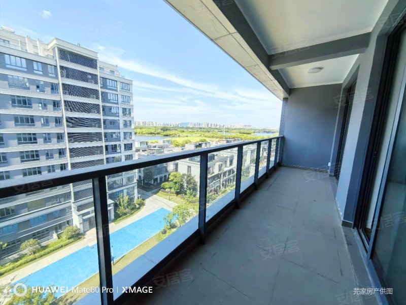 九龙仓天灏(二期)3室2厅2卫125㎡南北230万