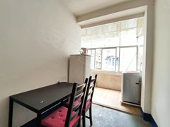 南充南部红岩子广场东风路,二小附近,套二拎包入住出租房源真实图片