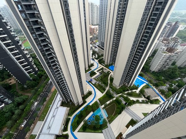 珠海香洲南屏绿景玺悦湾南区中信红树湾旁 绿景玺悦湾新三房 电梯高层