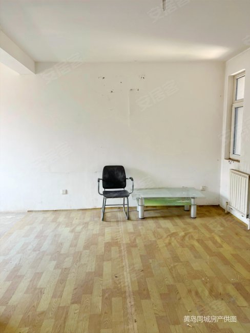 快速路 山水新城二期 62带草房 小套二39万