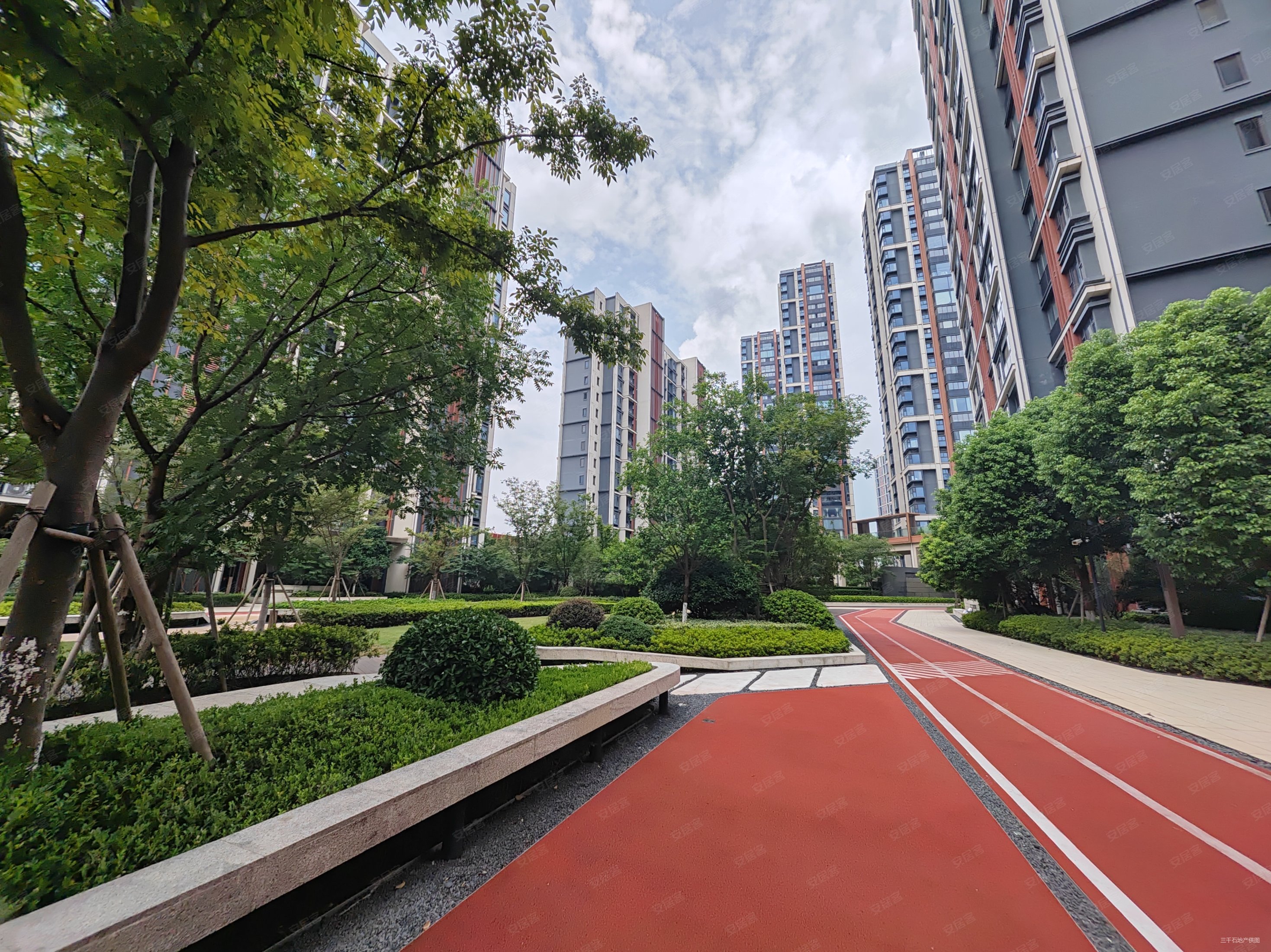上海房产网>上海二手房>青浦二手房>徐泾二手房>unicity万科天空之城