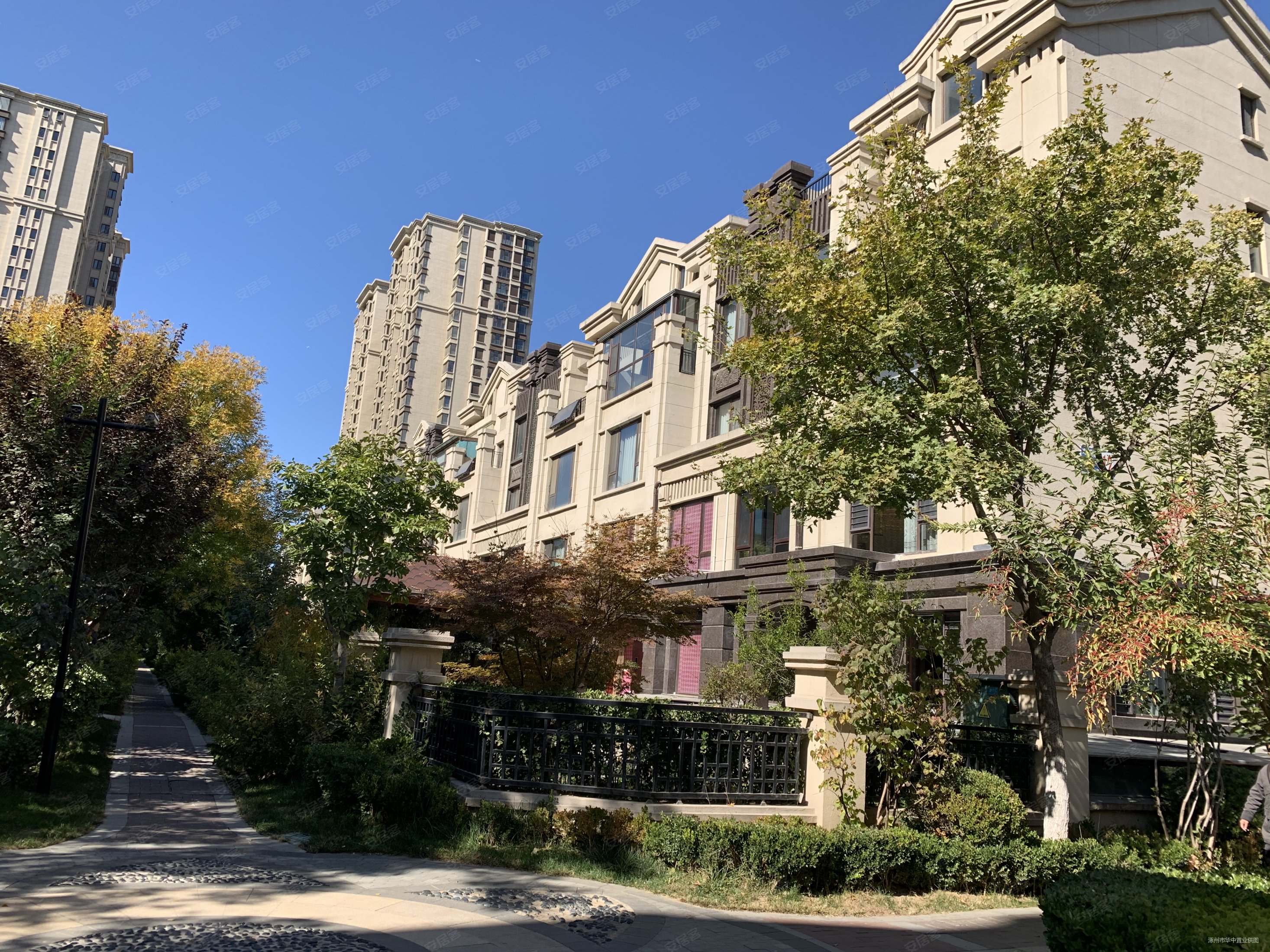 鸿坤理想湾3室2厅1卫95㎡南北100万