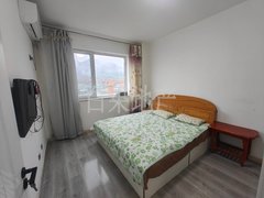 丹东元宝新柳步行街九道啤酒厂附近 电梯一室精装 家电齐全，拎包入住 包取暖物业出租房源真实图片