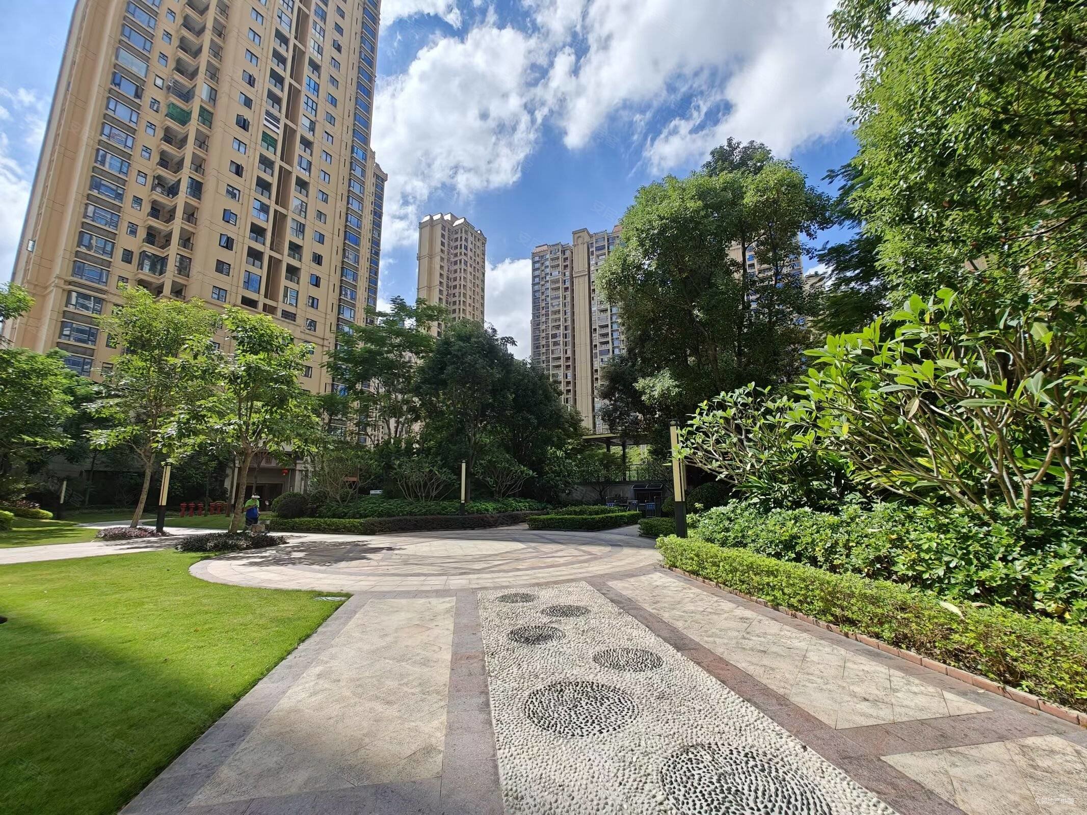 富辰汇珑湾二手房,342万,3室2厅,2卫,136.52平米-惠州安居客