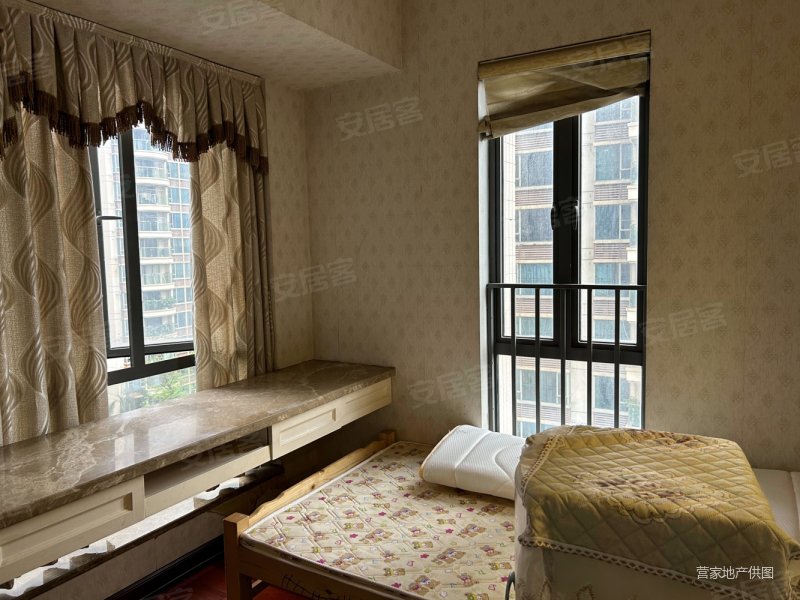 沃多夫酒店公寓3室2厅1卫85.51㎡东南213万