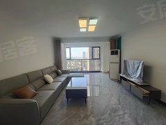 桂林临桂一院两馆汇荣桂林桂林精装修大4房,首租,5台空调,1800包物业出租房源真实图片