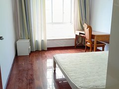 贵阳观山湖碧海花园万达广场 阅山湖公园 地铁站 碧波园小区带飘窗 无中介可短租出租房源真实图片