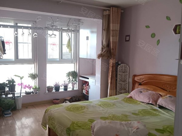 970医院对面鼎城2008精装三室初次出租家具家电齐