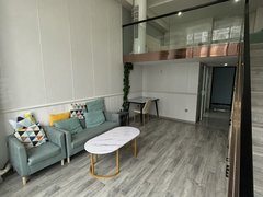 鹰潭月湖月湖城区市中心！包物业！包宽带！家具家电齐全！拎包入住！看房随时！出租房源真实图片