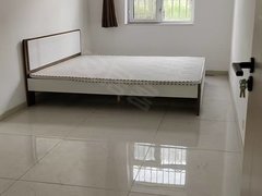 双鸭山尖山东山国际会展中心安邦花园，1楼，50平，一室一厅精装修，一年起租 铁西书宝出租房源真实图片