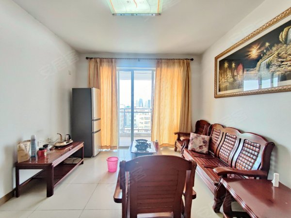 【多图】云峰花园,镜湖大道租房,云峰花园 2室1厅1卫 77平 电梯房 精